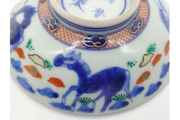 江戸期　萬暦年製　古伊万里　色絵　染付　稀少図柄　馬　3.8寸　約11.5cm　生き生きとした馬の絵付けが魅力の蓋付き茶碗3客セット(和食器、三寸八分)(R-062241)