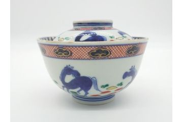 江戸期　大明萬暦年製　古伊万里　色絵　染付　稀少図柄　馬　3.8寸　約11.5cm　生き生きとした馬の絵付けが魅力の蓋付き茶碗3客セット(和食器、三寸八分)(R-062243)