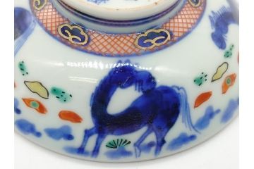 江戸期　大明萬暦年製　古伊万里　色絵　染付　稀少図柄　馬　3.8寸　約11.5cm　生き生きとした馬の絵付けが魅力の蓋付き茶碗3客セット(和食器、三寸八分)(R-062243)