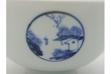 江戸期　古伊万里　大明成化年製　染付　山水文　丸文　3.6寸　約11cm　温かみのあるフォルムが魅力の蓋付き茶碗3客セット(三寸六分、和食器、和皿)(R-062245)