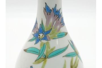 石川県指定無形文化財　武腰潤　九谷焼　色絵　金彩　富士山図　花文　徳利2点セット(一輪挿し、花器、作家物、共箱無し)(R-062250)