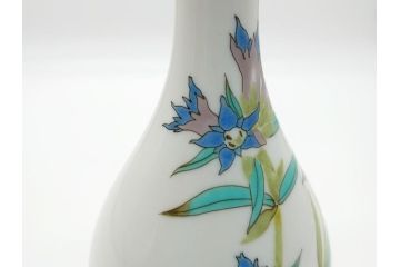 石川県指定無形文化財　武腰潤　九谷焼　色絵　金彩　富士山図　花文　徳利2点セット(一輪挿し、花器、作家物、共箱無し)(R-062250)