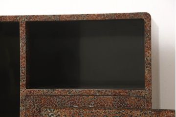 中古　超美品　津軽塗り　漆塗り　内部桐材　唐塗りの模様がレトロでお洒落!!和モダンな空間のアクセントになるサイドボード(サイドキャビネット、収納棚、戸棚、リビングボード、違い棚、飾り棚、茶箪笥)(定価推定約100万円)(R-062263)