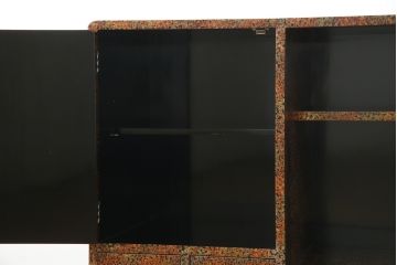 中古　超美品　津軽塗り　漆塗り　内部桐材　唐塗りの模様がレトロでお洒落!!和モダンな空間のアクセントになるサイドボード(サイドキャビネット、収納棚、戸棚、リビングボード、違い棚、飾り棚、茶箪笥)(定価推定約100万円)(R-062263)
