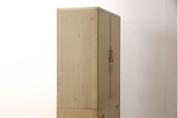 中古　伝統工芸士　吉沢昭次作　上品なデザインの金具が魅力の加茂総桐箪笥(総桐たんす、着物箪笥、衣装箪笥、和タンス、引き出し)(R-062264)