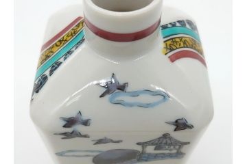 石川県指定無形文化財　武腰潤　九谷焼　色絵　春　秋　冬　角徳利　花瓶3点セット(一輪挿し、景色、風景、図変わり、花器、作家物、共箱無し)(R-062267)