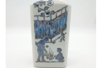 石川県指定無形文化財　武腰潤　九谷焼　色絵　春　秋　冬　角徳利　花瓶3点セット(一輪挿し、景色、風景、図変わり、花器、作家物、共箱無し)(R-062267)