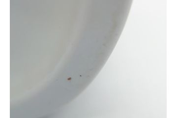 デンマーク　ROYAL COPENHAGEN(ロイヤルコペンハーゲン)　905　木を削る少年　どの角度から見ても精巧かつ美しいフィギュリン(置物、オブジェ)(R-062270)
