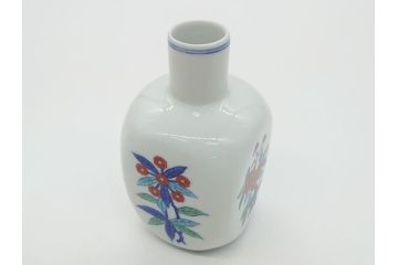 今泉今右衛門　今泉陶園　綿花画花瓶(共箱付き、花器、赤絵、色絵付)(R-062278)