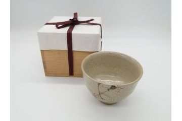 人間国宝　濱田庄司(浜田庄司)　益子焼　4.6寸　約14cm　鐵絵茶碗(共箱付き、鉄絵、抹茶碗、四寸六分、和食器、作家物)(R-062279)