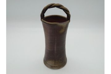 柴岡守　備前焼　手付花入(共箱付き、陶印あり、花器、作家物)(R-062280)