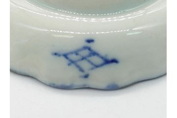江戸期　古伊万里　染付　龍寿紋　3.1寸皿　約9.5cm　吉祥を招くおめでたい絵付けの菊皿3客セット(小皿、なます皿、菊花形、壽字文、三寸一分、和食器、和皿)(R-062281)