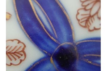 明治期　伊万里焼　色絵　金彩　花文　3.8寸皿　約11.5cm　色彩豊かで食卓に華やぎをもたらす小皿3客セット(三寸八分、赤絵、和食器、和皿)(R-062283)