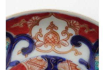 明治期　伊万里焼　色絵　金彩　花文　3.8寸皿　約11.5cm　色彩豊かで食卓に華やぎをもたらす小皿3客セット(三寸八分、赤絵、和食器、和皿)(R-062284)