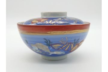 希少　明治期　伊万里焼　金彩　色絵　染付　金魚図　食卓を華やかに演出する蓋付き茶碗3客セット(和食器)(R-062285)