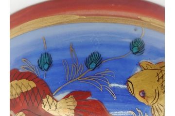希少　明治期　伊万里焼　金彩　色絵　染付　金魚図　食卓を華やかに演出する蓋付き茶碗3客セット(和食器)(R-062285)