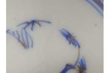 希少　明治期　伊万里焼　金彩　色絵　染付　金魚図　食卓を華やかに演出する蓋付き茶碗3客セット(和食器)(R-062285)