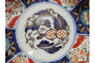 幕末〜明治期　富長貴春(富貴長春)　伊万里　色絵　金彩　5寸皿　約15cm　煌びやかで豪華な絵付けの深皿3客セット(和食器、和皿、変形皿、五寸)(R-062290)