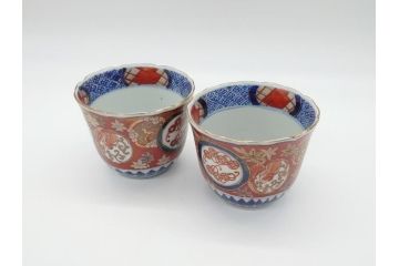 明治期　伊万里焼　色絵　多種多様な絵付けが目を引く湯呑み2客セット(蕎麦猪口、松竹、紅葉、龍、鳳凰、和食器)(R-062294)