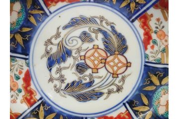 幕末〜明治期　富長貴春(富貴長春)　伊万里　色絵　金彩　5寸皿　約15cm　煌びやかで豪華な絵付けの深皿2客セット(和食器、和皿、変形皿、五寸)(R-062297)