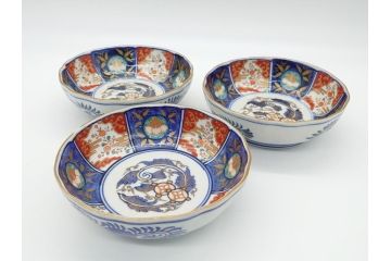 幕末〜明治期　富長貴春(富貴長春)　伊万里　色絵　金彩　5寸皿　約15cm　煌びやかで豪華な絵付けの深皿3客セット(和食器、和皿、変形皿、五寸)(R-062300)
