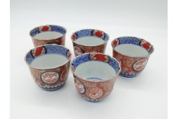 明治期　伊万里焼　色絵　多種多様な絵付けが目を引く湯呑み5客セット(蕎麦猪口、松竹、紅葉、龍、鳳凰、和食器)(R-062301)