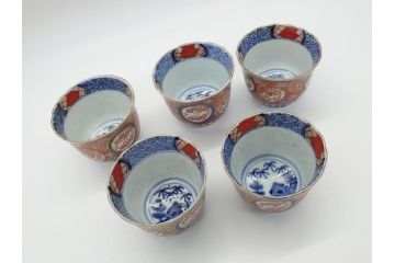 明治期　伊万里焼　色絵　多種多様な絵付けが目を引く湯呑み5客セット(蕎麦猪口、松竹、紅葉、龍、鳳凰、和食器)(R-062301)