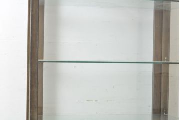 和製アンティーク　ナラ材　レトロな雰囲気たっぷりな縦型ガラスケース(ショーケース、陳列棚、飾り棚)(R-062308)