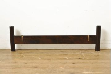 中古　美品　松本民芸家具　艶やかな木肌とシックな色合いが魅力のベッドフレーム(シングル)(R-062315)