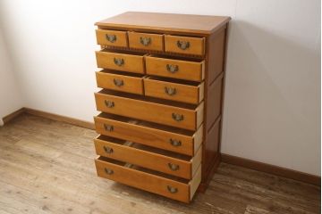 中古　横浜クラシック家具　ダニエル(daniel)　チェストイレブン　ナチュラルテイストのお部屋におすすめ!!優しい木の温もり溢れるチェスト(洋タンス、引き出し、ハイチェスト)(R-062318)