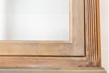 フランスアンティーク　品のある佇まいが目を惹く縦型ガラスケース(ショーケース、陳列棚、飾り棚、キャビネット)(R-062319)