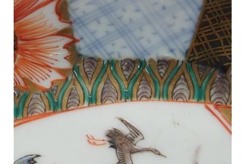 幕末〜明治期　伊万里　色絵　錦手　鶴松　2.5寸皿　約7.5cm　鮮やかな色彩と上品なフォルムが食卓のアクセントとなる変形皿7客セット(深皿、和食器、和皿、二寸五分)(R-062331)