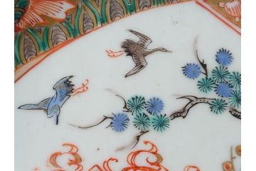 幕末〜明治期　伊万里　色絵　錦手　鶴松　2.5寸皿　約7.5cm　鮮やかな色彩と上品なフォルムが食卓のアクセントとなる変形皿7客セット(深皿、和食器、和皿、二寸五分)(R-062331)