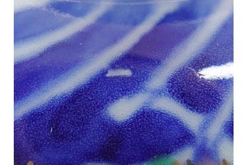 上手物　幕末〜明治期　成化年製　伊万里焼　色絵　金襴手　染付　金彩　花蝶図　鶴　4.4寸　約13cm　色彩豊かな絵付けで食卓が明るくなる蓋付き茶碗3客セット(和食器、和皿、四寸四分)(R-062332)