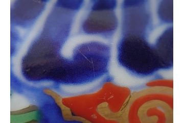 上手物　幕末〜明治期　成化年製　伊万里焼　色絵　金襴手　染付　金彩　花蝶図　鶴　4.4寸　約13cm　色彩豊かな絵付けで食卓が明るくなる蓋付き茶碗3客セット(和食器、和皿、四寸四分)(R-062333)