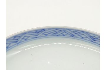 上手物　幕末〜明治期　成化年製　伊万里焼　色絵　金襴手　染付　金彩　花蝶図　鶴　4.4寸　約13cm　色彩豊かな絵付けで食卓が明るくなる蓋付き茶碗2客セット(和食器、和皿、四寸四分)(R-062342)