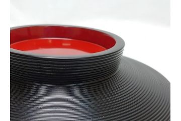 平安象彦　蒔絵　松葉　丸　三段　直径6.6寸　約20cm　上品に輝く艶が魅力の大内重(共箱付き、重箱、漆器、木製、お重)(R-062351)