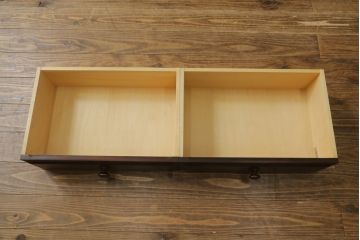 中古　北海道民芸家具　和洋どちらのお部屋にも馴染むブックケース(本箱、書棚、収納棚、キャビネット、飾り棚)(R-062355)