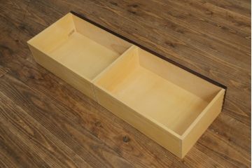 中古　北海道民芸家具　和洋どちらのお部屋にも馴染むブックケース(本箱、書棚、収納棚、キャビネット、飾り棚)(R-062355)