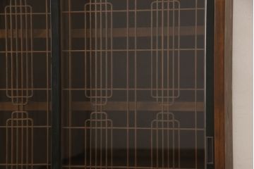 ラフジュ工房オリジナル　古建具リメイク　特徴的な組子が目を引く収納棚(戸棚、飾り棚、キャビネット)(R-062357)