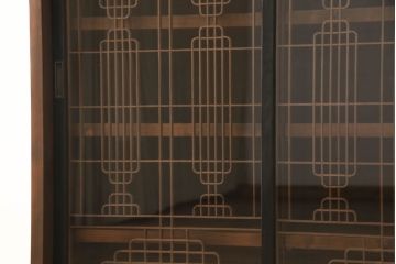 ラフジュ工房オリジナル　古建具リメイク　特徴的な組子が目を引く収納棚(戸棚、飾り棚、キャビネット)(R-062357)