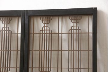ラフジュ工房オリジナル　古建具リメイク　特徴的な組子が目を引く収納棚(戸棚、飾り棚、キャビネット)(R-062357)
