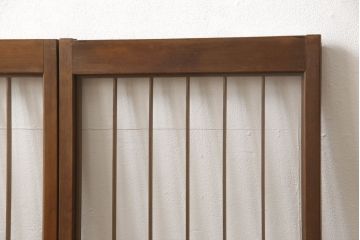 ラフジュ工房オリジナル　古建具リメイク　引き出し7杯付き　品のある佇まいが印象的な脚付き収納棚(戸棚、飾り棚、キャビネット)(R-062358)