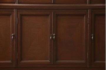 和製アンティーク　大正〜昭和初期　ヨーロピアンなモダンデザインが目を惹く、クラシカルな雰囲気のキャビネット(食器棚、飾り棚、収納棚、戸棚、カップボード、本箱、ブックケース)(R-062360)