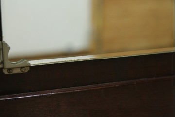 中古　美品　軽井沢彫り　凛と佇む桜の姿が彫刻されたワードローブ　(R-062368)