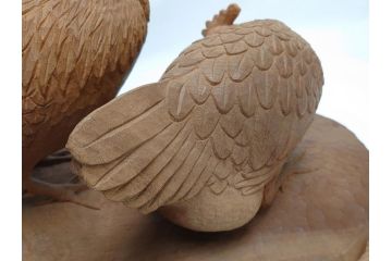昭和初期　中村七十郎作　角刀　木の温かみを感じる木彫りの置物(チャボ、鳥、二羽、置き物、共箱付き、彫刻家、宮大工)(R-062371)