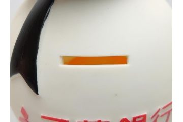 当時物　三菱銀行　ノベルティー　ソフビ　2体セット　遠足姿　レトロな表情が可愛いドナルド&デイジーの古い貯金箱(カウンター用、店頭用、企業物、非売品、コインバンク、ディズニー)(R-062375)