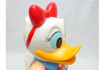 当時物　三菱銀行　ノベルティー　ソフビ　2体セット　遠足姿　レトロな表情が可愛いドナルド&デイジーの古い貯金箱(カウンター用、店頭用、企業物、非売品、コインバンク、ディズニー)(R-062375)