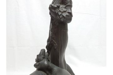 TAKEZO　新海竹蔵　ブロンズ　穏やかな表情の女性と羊の置物(置き物、近代彫刻)(R-062376)