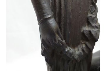 TAKEZO　新海竹蔵　ブロンズ　穏やかな表情の女性と羊の置物(置き物、近代彫刻)(R-062376)